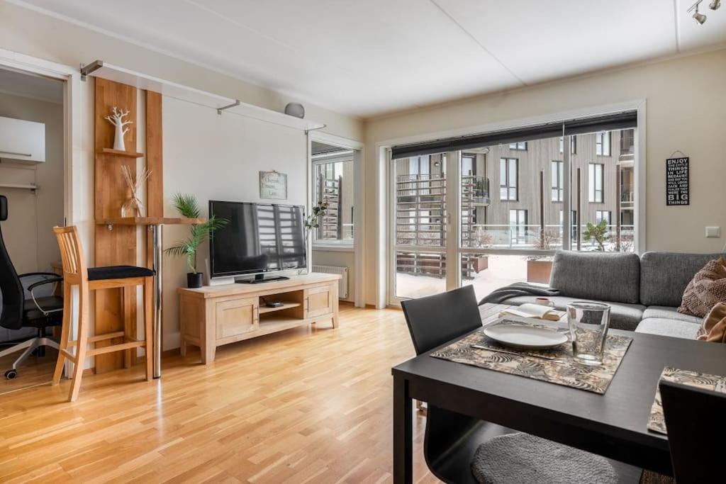 Апартаменты Cozy Cove At Solsiden - 2Br Familyfriendly Тронхейм Экстерьер фото